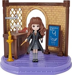HARRY POTTER PLAYSET - CHARMS CLASSROOM - comprar online