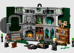 LEGO HARRY POTTER ESTANDARTE CASA SLYTHERIN 76410 - comprar online