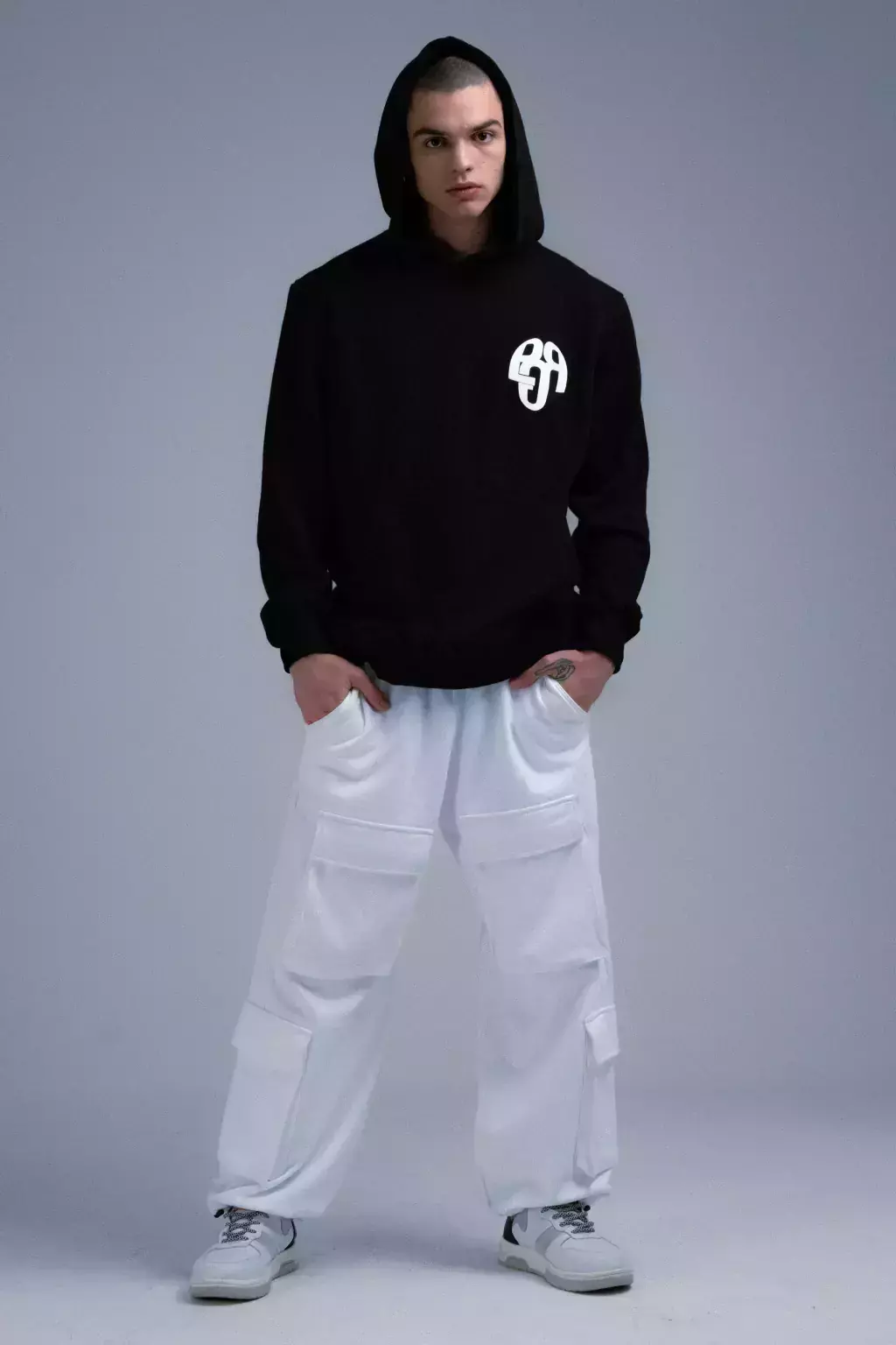 Buzo ALERT Negro Comprar en CLUB SPORTIVO