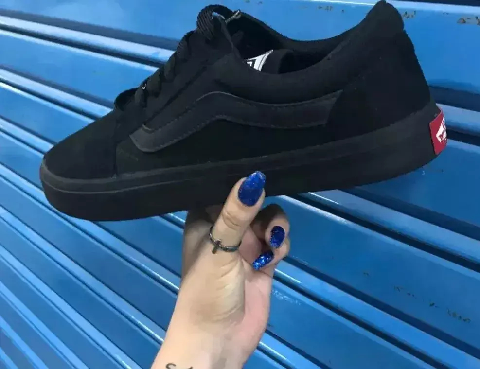 Vans clearance negras gamuzadas