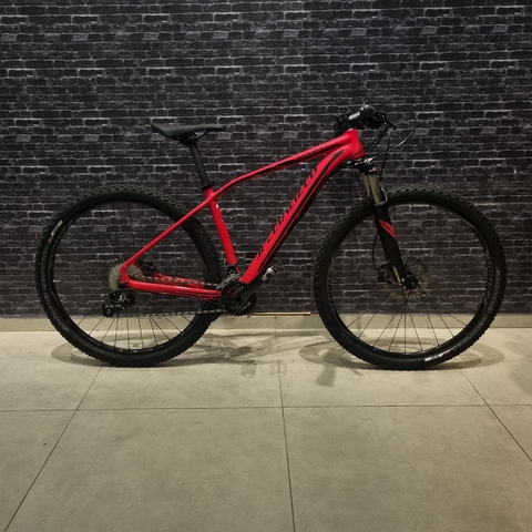 Bicicleta Specialized Rockhopper (17)M - Seminova