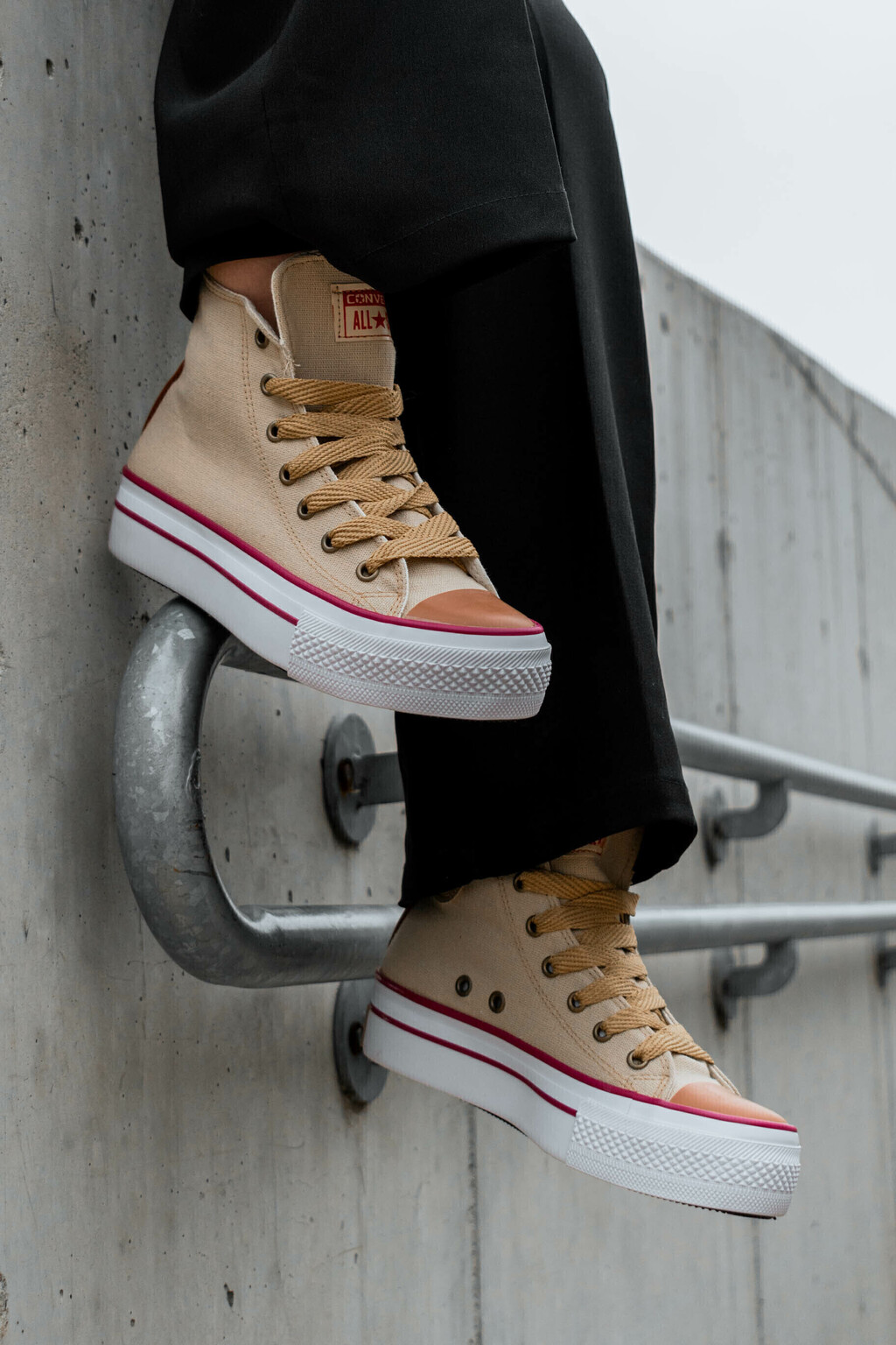 Converse botita marron Comprar en ESTILO PROPIO