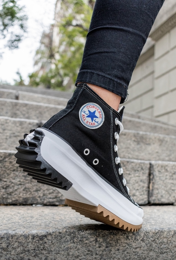 Converse negros botita hotsell