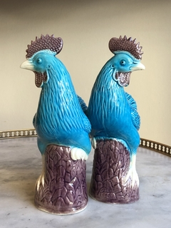 Par de esculturas de galos em porcelana chinesa - comprar online