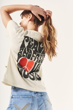 REMERA GROOVIE LOVE RAPSODIA