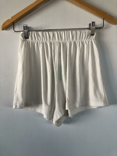 Short blanco T1