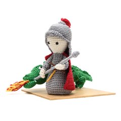 São Jorge e o dragão em amigurumi na internet