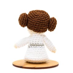 Coleção Star Wars - Princesa Leia em amigurumi - Art Familiar Artesanato