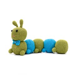 Centopéia peso de porta em amigurumi na internet