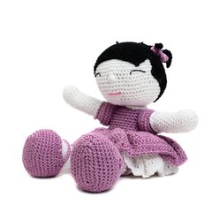 Boneca Miong em amigurumi - comprar online