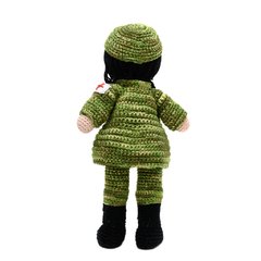 Boneca Médica Militar em amigurumi - Art Familiar Artesanato