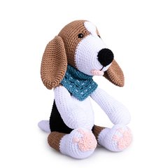 Cachorro Beagle escuro em amigurumi na internet