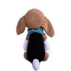 Cachorro Beagle escuro em amigurumi - Art Familiar Artesanato