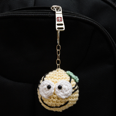 Chaveiro Carinha Feliz Pequeno em Amigurumi - comprar online