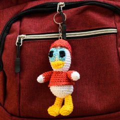 Chaveiro Huguinho sobrinho do Pato Donald em amigurumi - comprar online