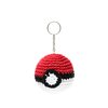 Chaveiro pokebola pequena em amigurumi