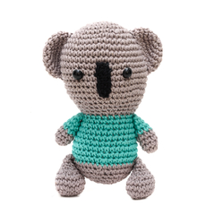 Coala de Camisa Verde em Amigurumi