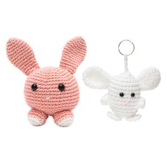 Duo Coelho bola e chaveiro coelho em amigurumi