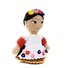 Frida Kahlo costureira em amigurumi na internet