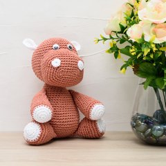 Hipopótamo marrom em amigurumi na internet