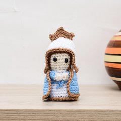 Mini Nossa Senhora da Graça em amigurumi - Art Familiar Artesanato