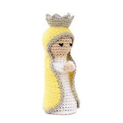 Nossa Senhora manto amarelo em amigurumi na internet