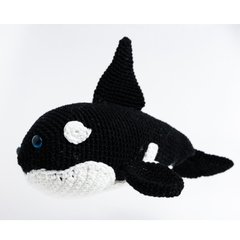 Orca peso de porta em amigurumi - comprar online