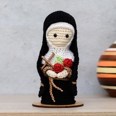 Santa Rita em amigurumi - loja online