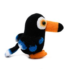 Tucano médio em amigurumi - comprar online