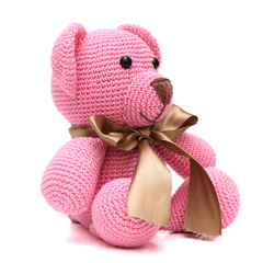 Urso Rosa com Laço Dourado em Amigurmi na internet