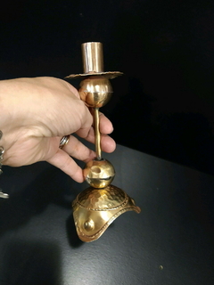 Castiçal / Porta Vela em Bronze Antigo na internet