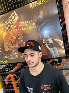 Boné Snapback - Cervejaria Ahtrio na internet