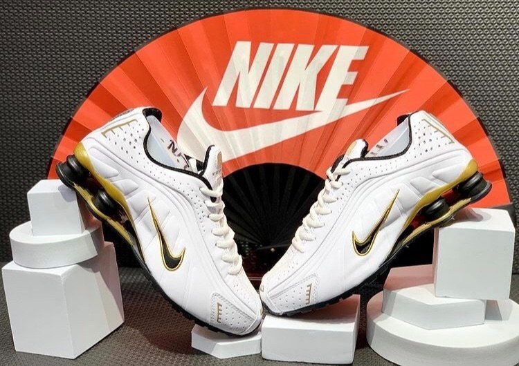 Nike air max 90 branco e dourado 2025