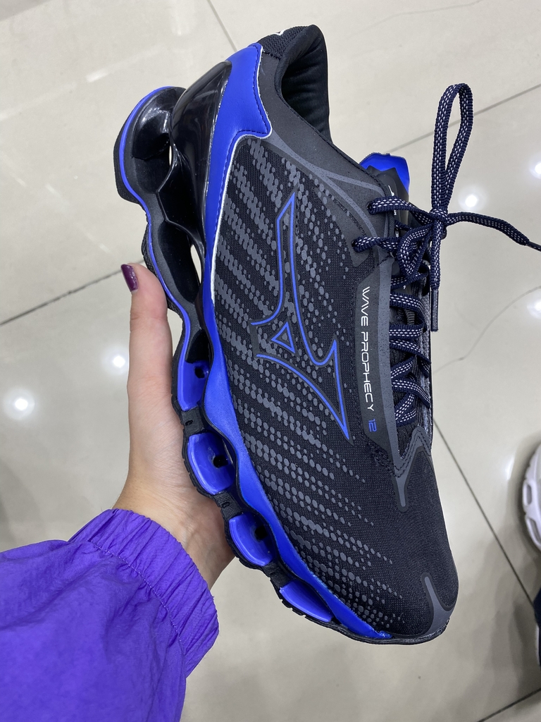 Mizuno prophecy lançamento sales