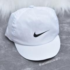 Boné Nike Branco - Comprar em Tam Tam Moda Infantil