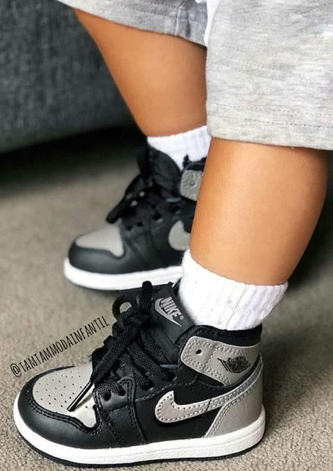 Tênis Nike Air Jordan Cinza/Preto