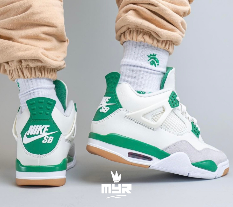 https://acdn.mitiendanube.com/stores/001/240/717/products/aj4retrosb_pinegreen-3-d98123138be2d03a7216968565165430-1024-1024.png