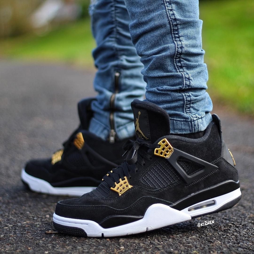 Jordan retro 2024 4 royalty precio