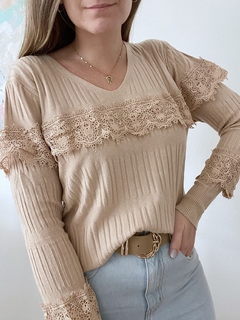 Sweater Armenia Beige - Catalina Indumentaria
