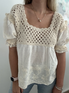 Blusa Desiree Beige IMPORTADA