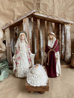 Sagrada Familia Vestida (CHICA) - comprar online