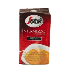 Segafredo Cafe x 250 ml (Molido Intermezzo - Molido Esspreso Casa) (Origen Italia) - comprar online