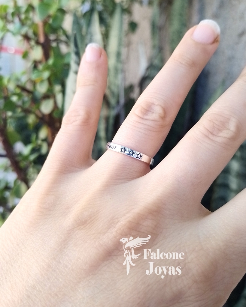 Anillos de plata con nombres grabados hotsell