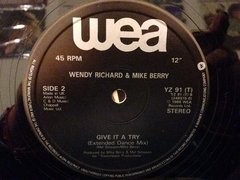 Vinilo Wendy Richard & Mike Berry Come Outside Maxi Uk 1986 - BAYIYO RECORDS