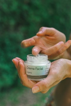 Crema Facial Ligera - comprar online