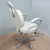 Cadeira de Cabeleireiro Topázio Reclinável Base Estrela - Branco - loja online