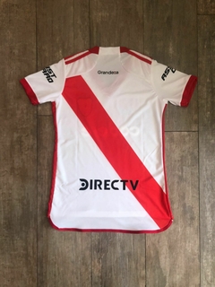 Camiseta titular River Plate dama en internet