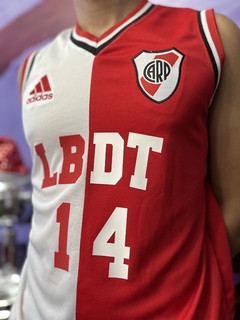 Musculosa de Básquet LBDT de River Plate en internet