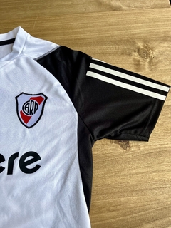 Remera de entrenamiento River Plate blanca - comprar online