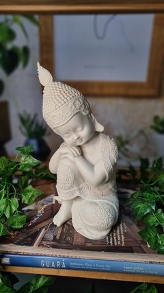 buda-marmorite-rezando-decoracao-budista-buda-decorativo-de-marmorite-alma-livre-store-decoracao-zen